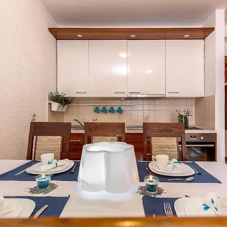 Apartment Fuer 6 Personen Ca 55 Qm In Crikvenica, Kvarner Bucht Und Umgebung - B51593