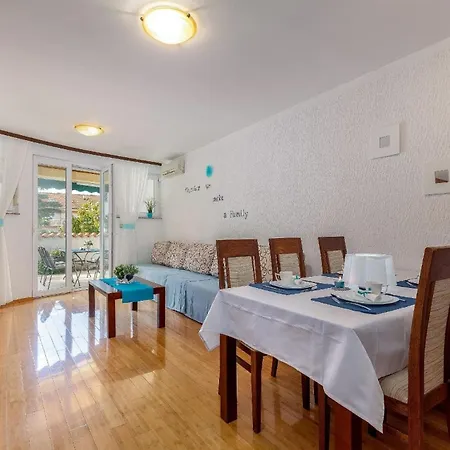 Fuer 6 Personen Ca 55 Qm In Crikvenica, Kvarner Bucht Und Umgebung - B51593 Apartment