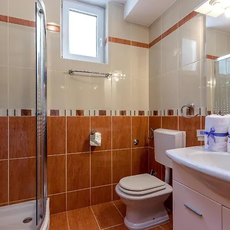 Apartment Fuer 6 Personen Ca 55 Qm In Crikvenica, Kvarner Bucht Und Umgebung - B51593 *