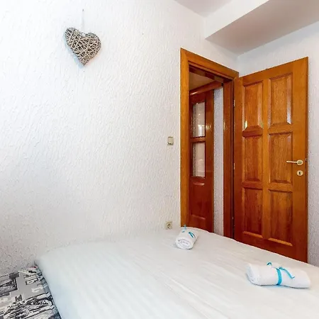 Fuer 6 Personen Ca 55 Qm In Crikvenica, Kvarner Bucht Und Umgebung - B51593 Apartment Crikvenica